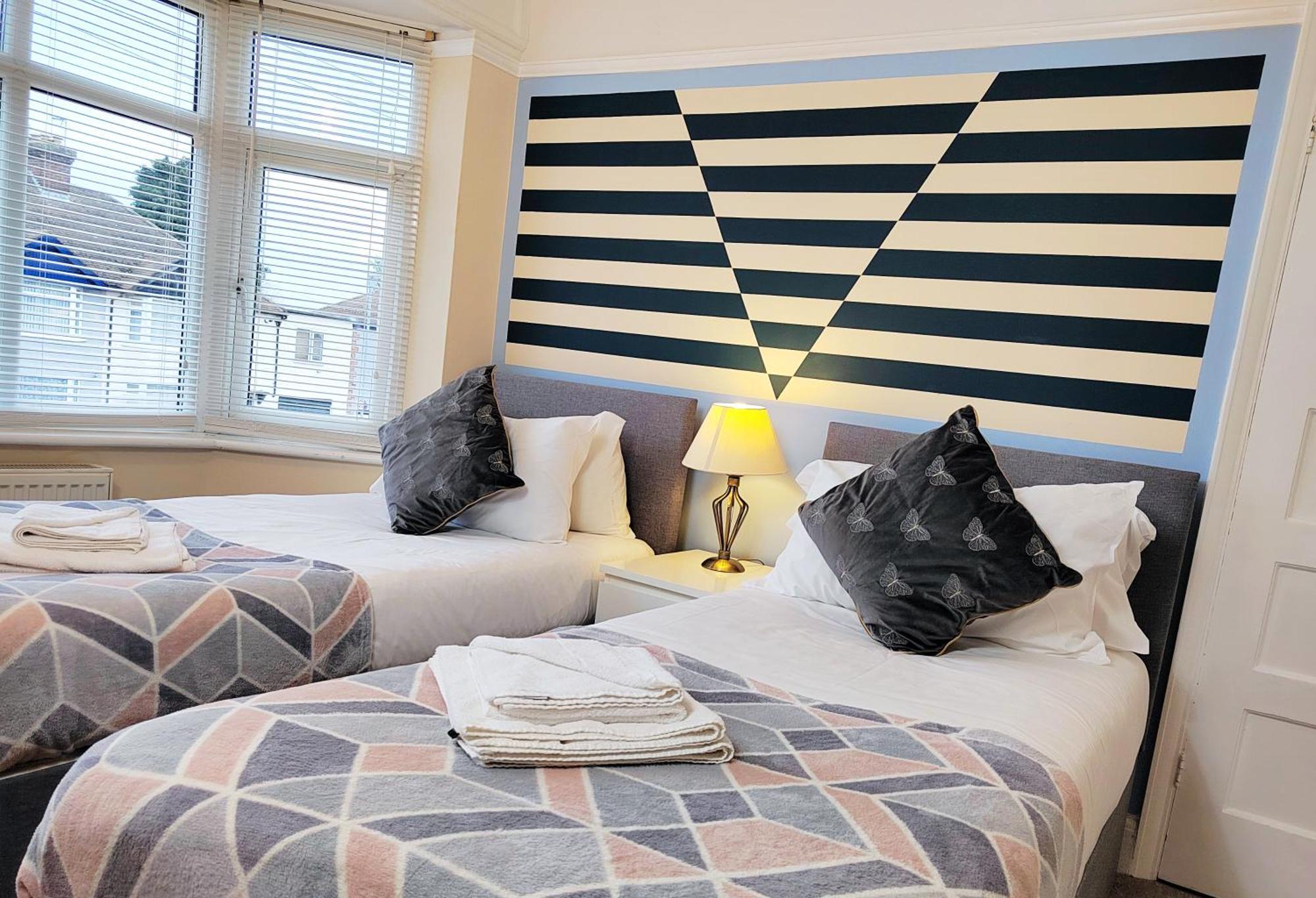 Epicsa - 3 Bedroom Family & Corporate Stay, Garden And Free Parking Cambridge (Cambridgeshire)