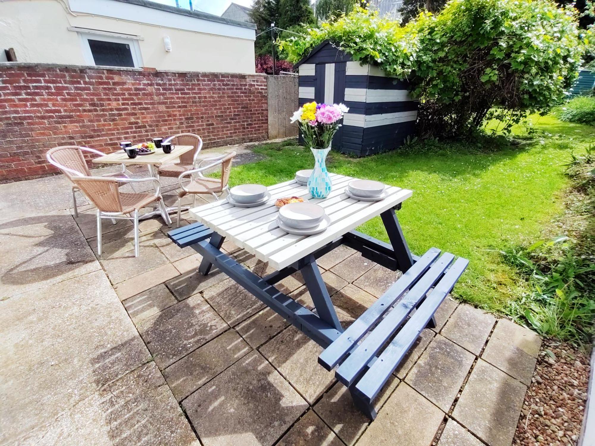 Holiday home Epicsa - 3 Bedroom Family & Corporate Stay, Garden And Free Parking *